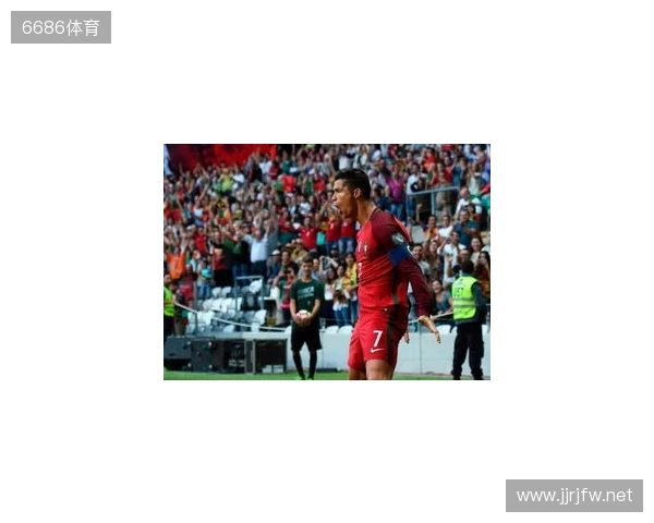 世预赛戴帽，B费葡萄牙国家队生涯首次上演帽子戏法